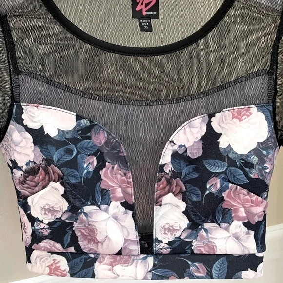 2B Bebe size XS Deep V Floral Crop Top - Picture 5 of 15